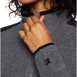 Fleece Jacket With Zippper